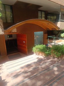 acceso edificio vertical